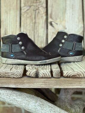 Casual Black & Gray Women's Ankle Boots - Comfortable Everyday Style